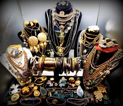 Vintage & now Huge Estate Costume Jewelry Lot 925 Sterling 3 PCS Grayling Lisner