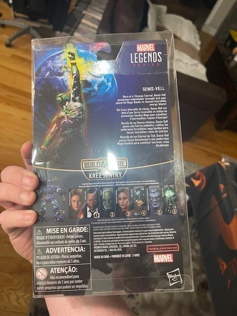 Figura de acción Marvel Legends Genis Vell 6 pulgadas Capitana Marvel nueva en caja sellada Foto 2 de 2