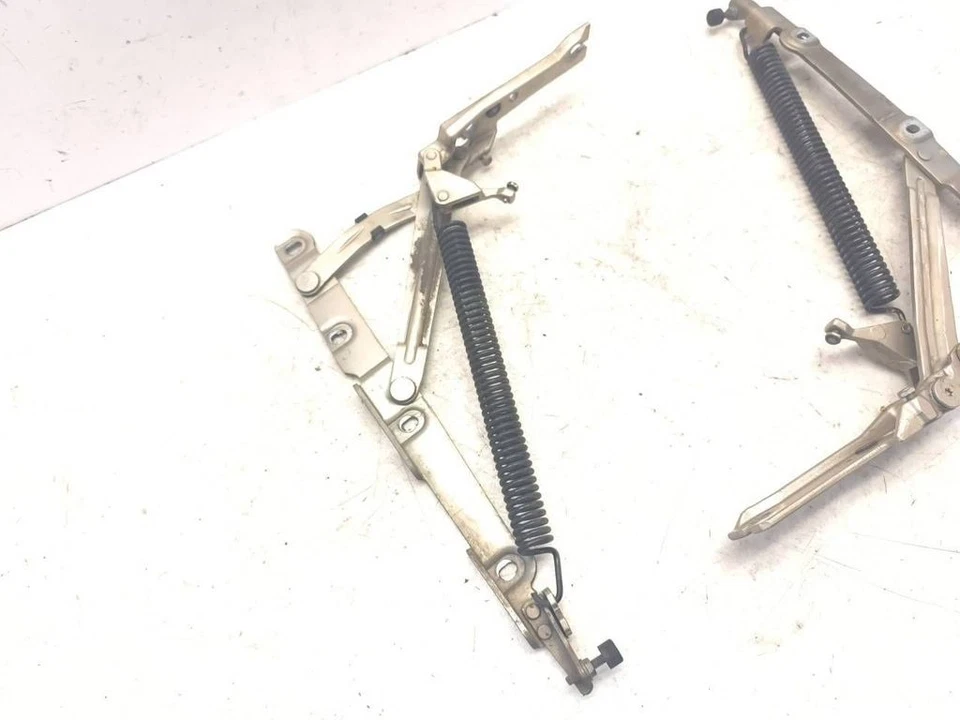 1999 Mercedes-Benz S320 W220 Rear Trunk Hinge 2207500787 693 - Image 3 of 4