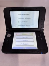 Nintendo 3DS XL Color Red / Black  With Charger 🔥 🔥 🔥