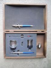 Ancien étui en bois aérographes universels Badger modèle 150 et 200NH, plus. Non testé