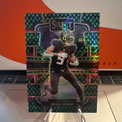 2023 Panini Select - Concourse Drake London #6 Dragon Scale Prizm /70 Falcons