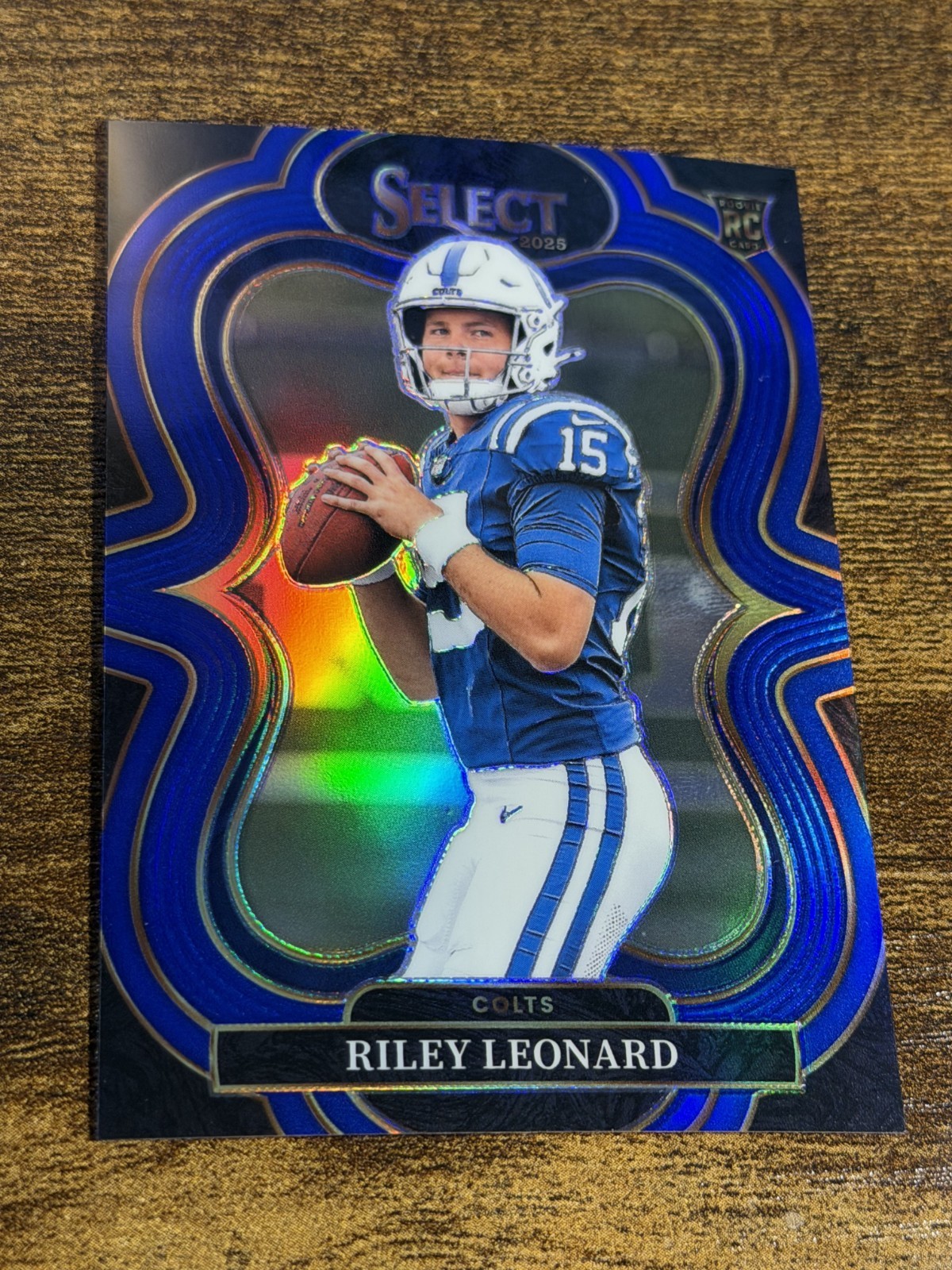 RILEY LEONARD 2025 Panini Select #333 Rookie Suite Level Blue Prizm /99