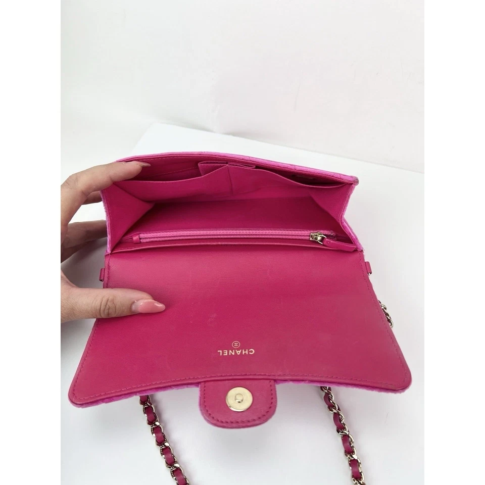 Бархатный стеганый вечный бумажник Chanel из фуксии на цепочке клатч Wome One - Изображение 3 из 4
