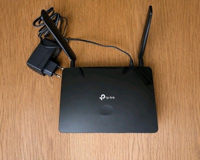 TP-Link Archer MR200 Cat4 AC750 Mbps Dualband 4G LTE WLAN Router - Schwarz
