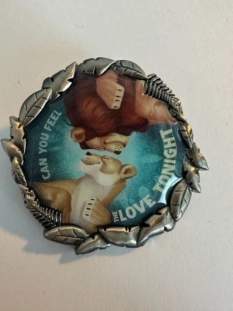 DLR Lion King Can You Feel the Love Tonight Disney Pin (C8)