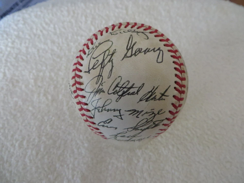 25 HOFers signed baseball Ted Williams Banks Dickey Lefty Gomez Musial Reese JSA - Image 3 of 4