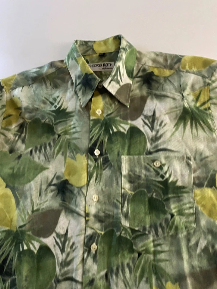 Georg Roth Germany Green Floral SHORT SLEEVE BUTTON UP SHIRT Medium M  - Image 2 of 4