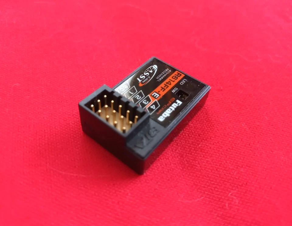Futaba R614FF-E 4-Kanal Telemetrie Empfänger FASST 2,4GHz 4PK 4PKS Super R - Bild 4 von 4
