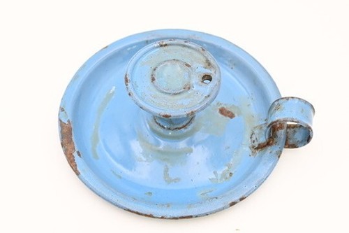 Antique . Vintage Blue Enamelware Candle Holder With Thumb Ring Primitive Granit - Picture 5 of 6