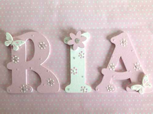 Personalised Wooden Letter Children Kids Baby Boy Girl Christmas Birthday Gift - Picture 1 of 12