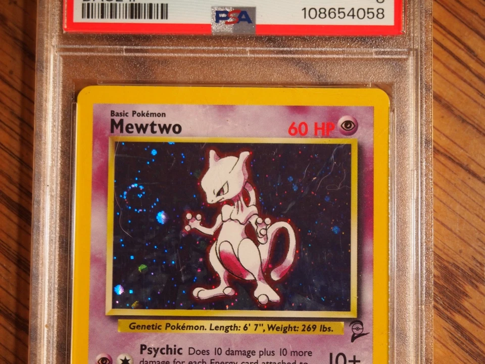 Pokemon 2000 Base 2 Mewtwo rare foil card, PSA 8 w/ swirl - Image 2 of 4