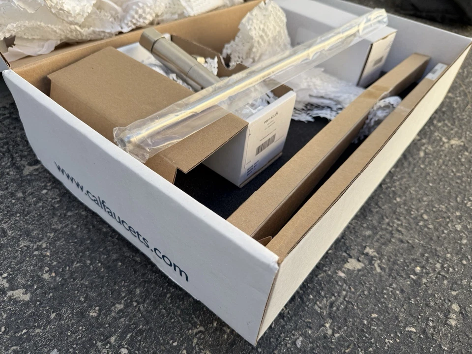 Kit de parada angular California Faucets Deluxe 9834-62-SN CON LAV (níquel satinado) Foto 3 de 4