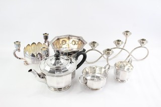 Collection of Vintage Silver Plate Tableware Inc Art Deco Candelabras 3545g