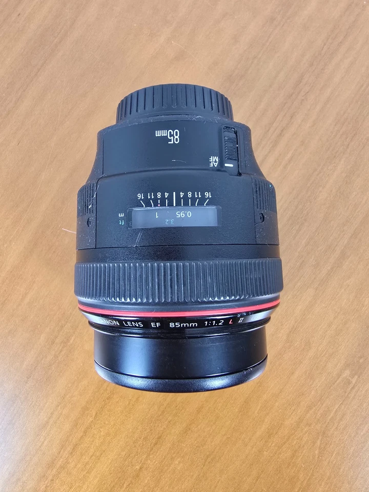 Canon EF 85mm/1,2 L II USM Objektiv - Bild 3 von 4