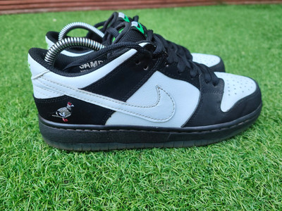 Nike SB Dunk Low Staple Panda Pigeon Sneaker 5,5 UK Selten #