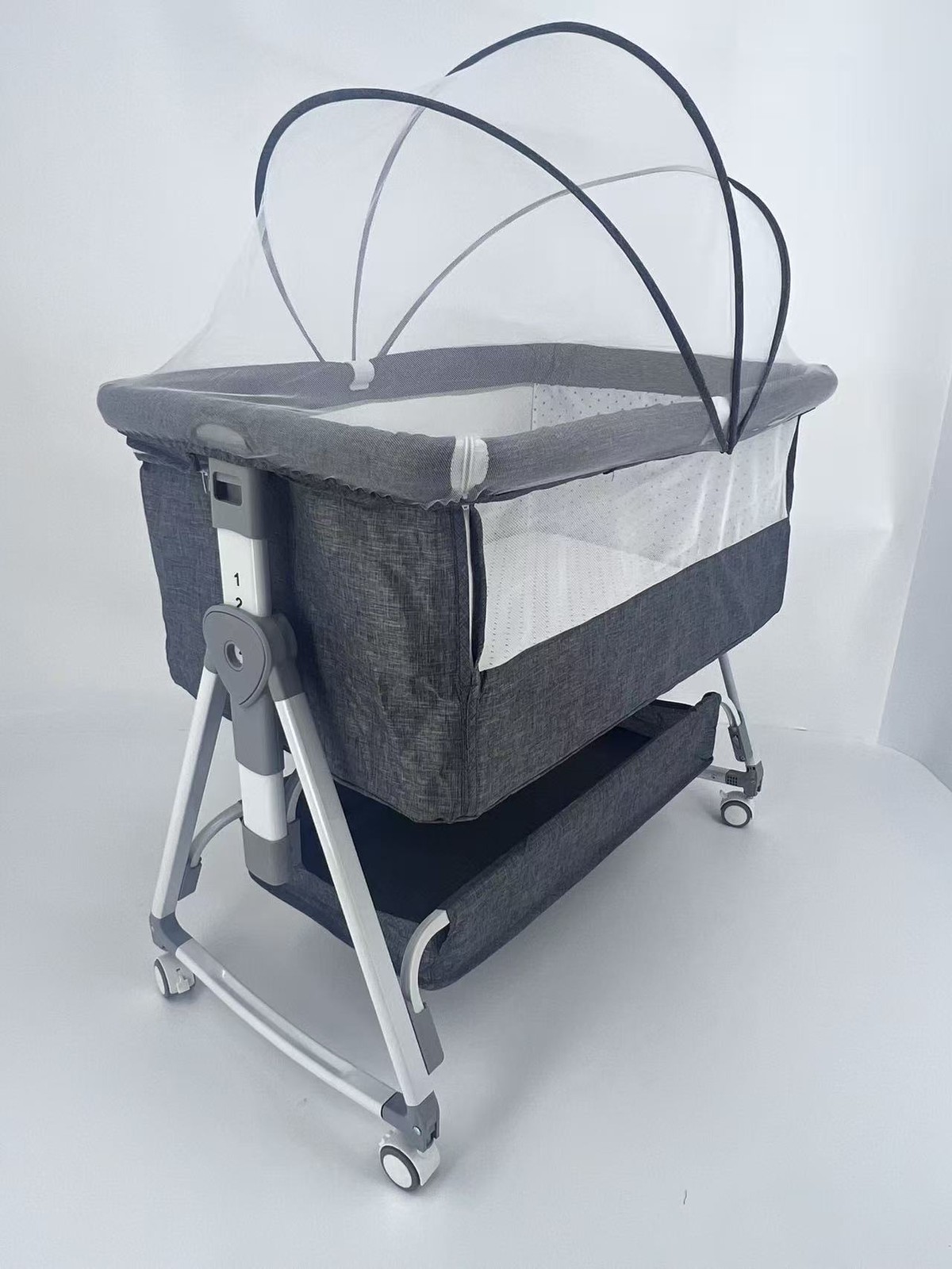 Baby Bedside Sleeper, 3 in 1 Folding Portable Crib, breathable and visible mesh window, soft washable liner cover and sturdy aluminum alloy,Easy to Assemble Cradle Co Sleeper Stationary,bed in bed ( C 23 3-in-1 Baby Bedside Crib Sleeper Bassinet Safe Co-Sleeping Storage Adjustable