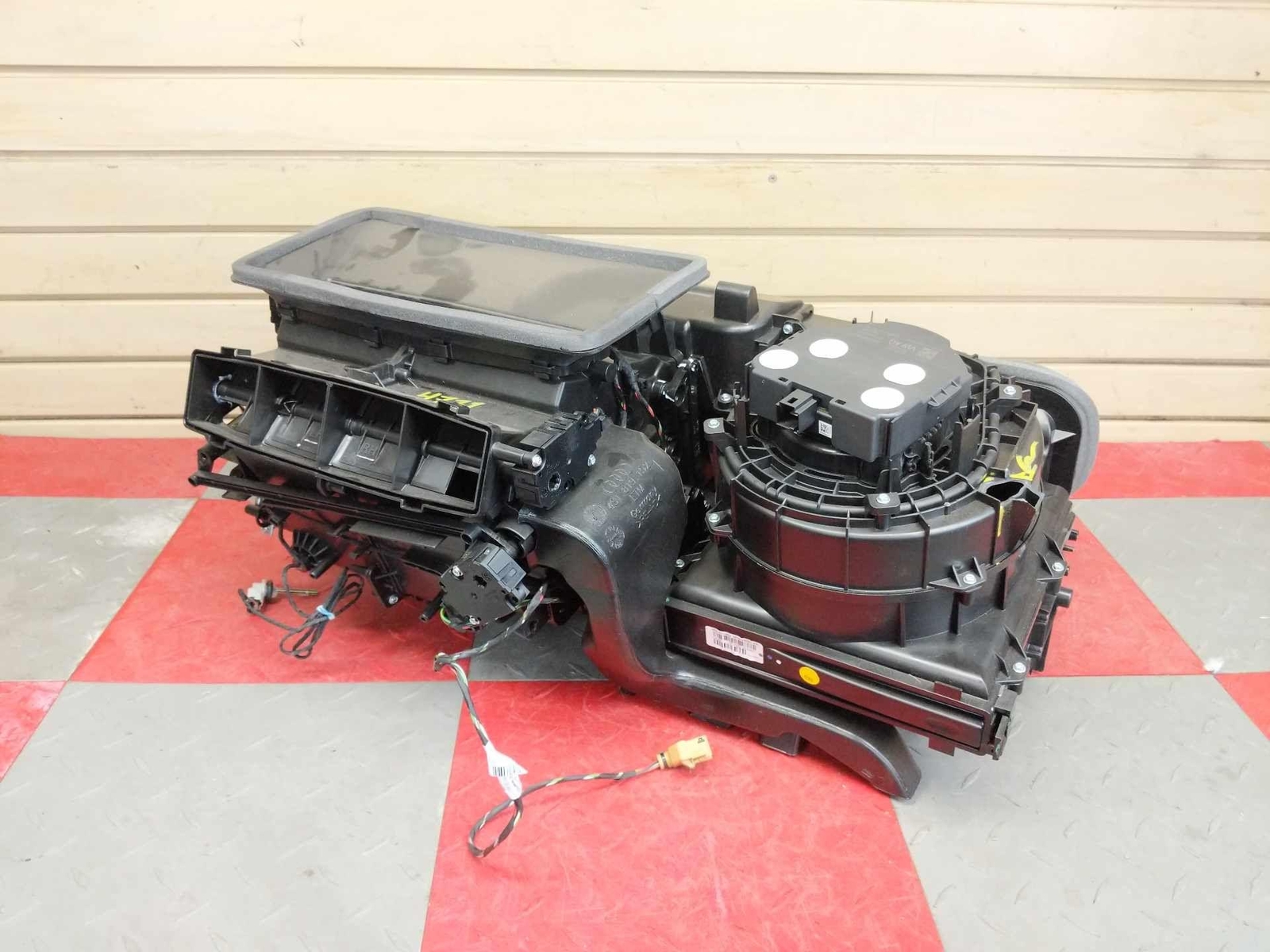 2022 Audi R8 Performance Coupe OEM HVAC Heater A/C Blower Motor Housing