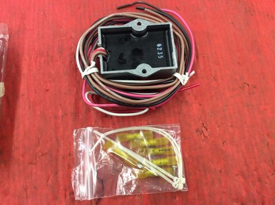 GM Goodwrench Daytime Running Light Lamps Module 12370131 Ships 