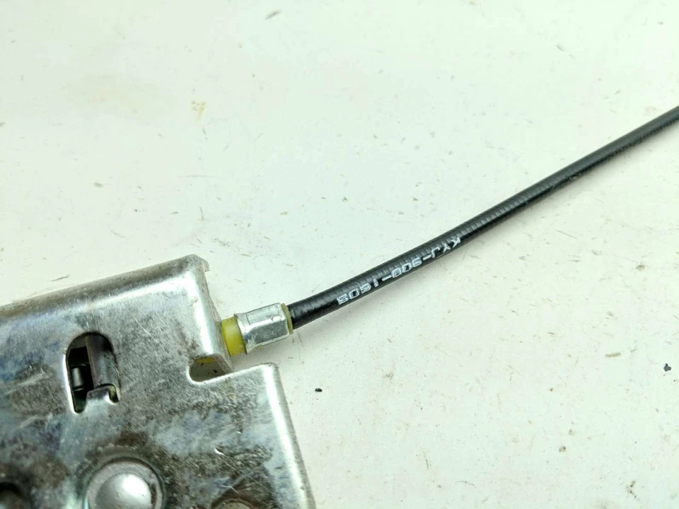 11 pestillo de bloqueo de asiento Honda CBR250R CBR 250 KYJ-900-1605 Foto 4 de 4