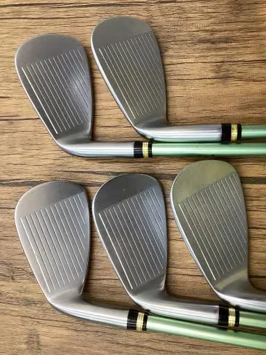 2014 HONMA BERES IE-03 6~10 5pc ARMARQ8 45 2star R-flex Iron Set Golf clubs K186 - Image 3 of 4