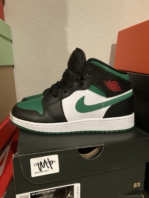 Nike Air Jordan 1 Green Toe Size 4Y Black/Green/White 554724-067
