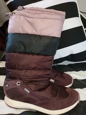 Clarks Ladies Goretex Waterproof Boots Purple Fleece Lined Size 4 D Drawstring 