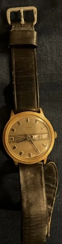 Vintage Timex Day Date Mechanical Watch FOR PARTS OR REPAIR 16850 02775