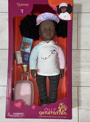 Our Generation Tyanna mit Rollgepäck & Zubehör 18 Zoll Reisepuppe 