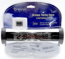 NEW Oregon Scientific Atomic Alarm Clock Wire...