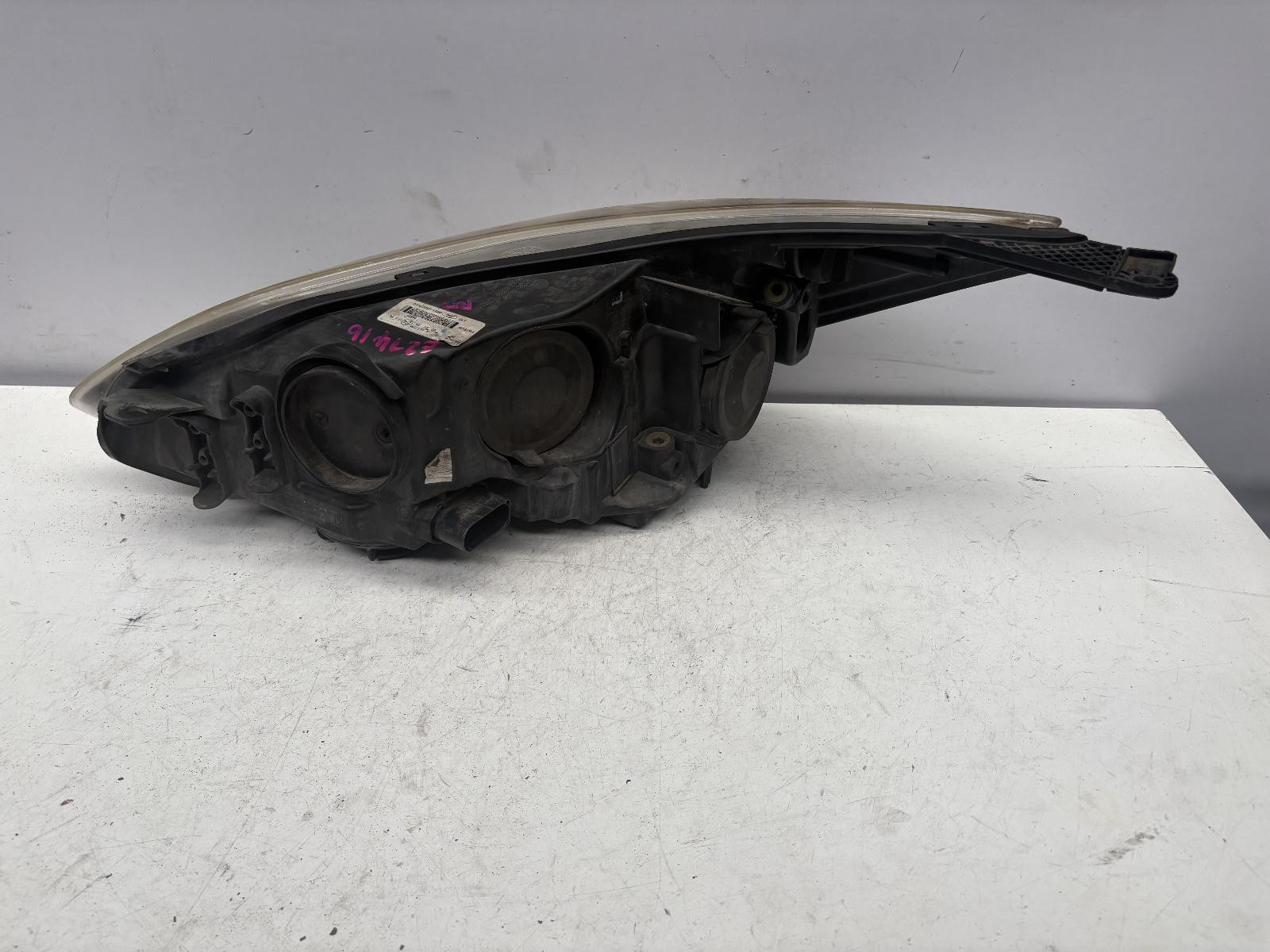 Ford Focus Right Head Lamp LW 08/2012-08/2015 - thumbnail 5