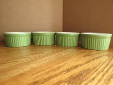 Stoneware Ramekins Cups 4 oz Custard Brulee Pudding Green Ribbed Set of 4