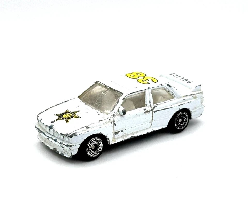 Vintage Welly BMW M3 325i Police #38 Car Diecast 1:64 Scale Model - Image 2 of 4