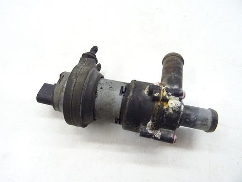 VW Passat 3B 2,3 V5 AGZ Zusatzwasserpumpe Wasserpumpe Motor 1J0965561A Golf 4