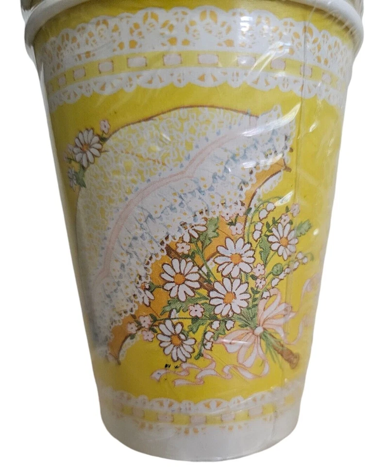 Tazas de papel amarillo de 9 oz Hallmark de colección ~ 3 paquetes ~ 24 tazas paraguas floral Foto 3 de 4
