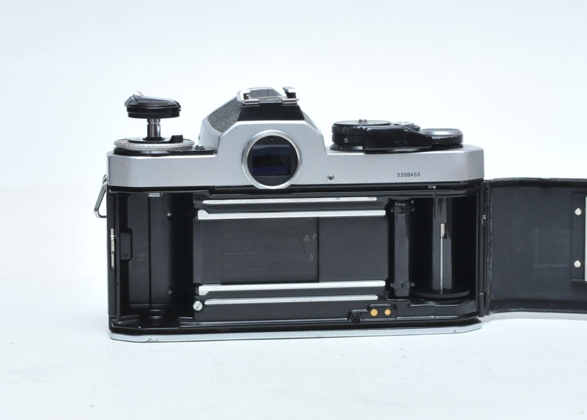 Nikon FE2 35mm SLR Film Camera Chrome Body SN#2208455 | eBay