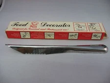 Vintage Kitchenware: FOOD DECORATOR Stainless Steel by Quikut ~ IN BOX ~