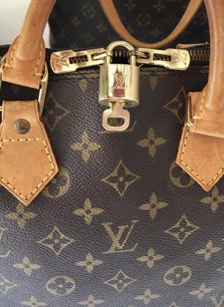 Louis Vuitton, Bags, Louis Vuitton Gift Box And Lv Ribbon