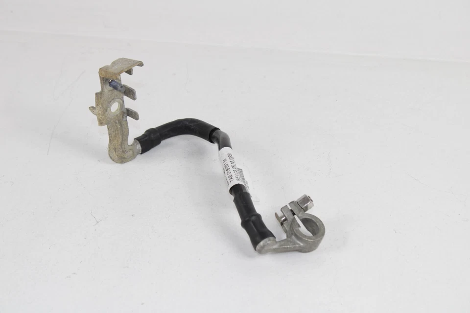 2015-2020 Volkswagen Golf OEM Negative Battery Terminal 5Q0 971 235D Foto 3 de 4