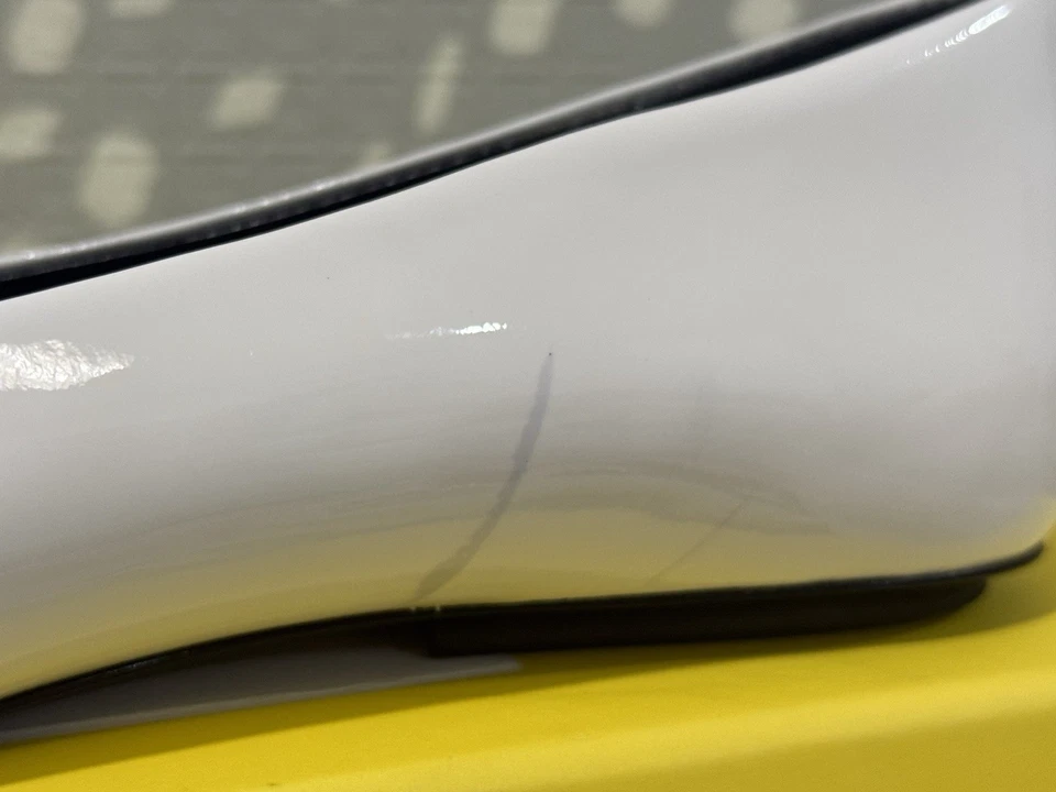 Marc Jacobs THE ALI BALLERINA charol blanco plano 2F4FFL001F08 mujer 9 Foto 4 de 4