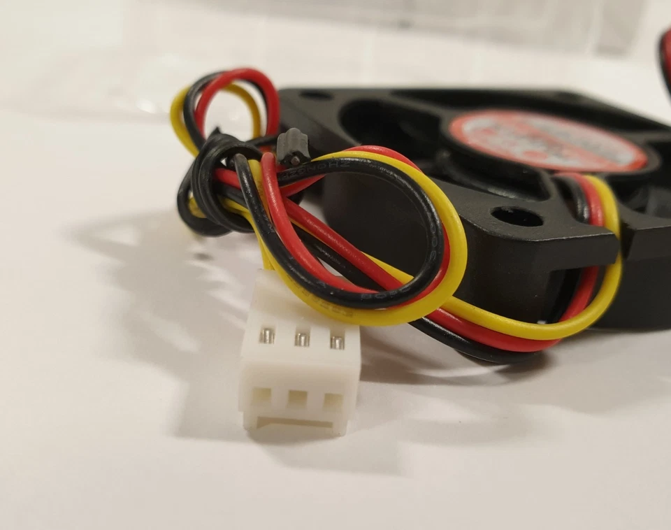 10x Startech 50mm ball bearing fans - 3 pin connector - FAN5X1TX3 - Image 3 of 4