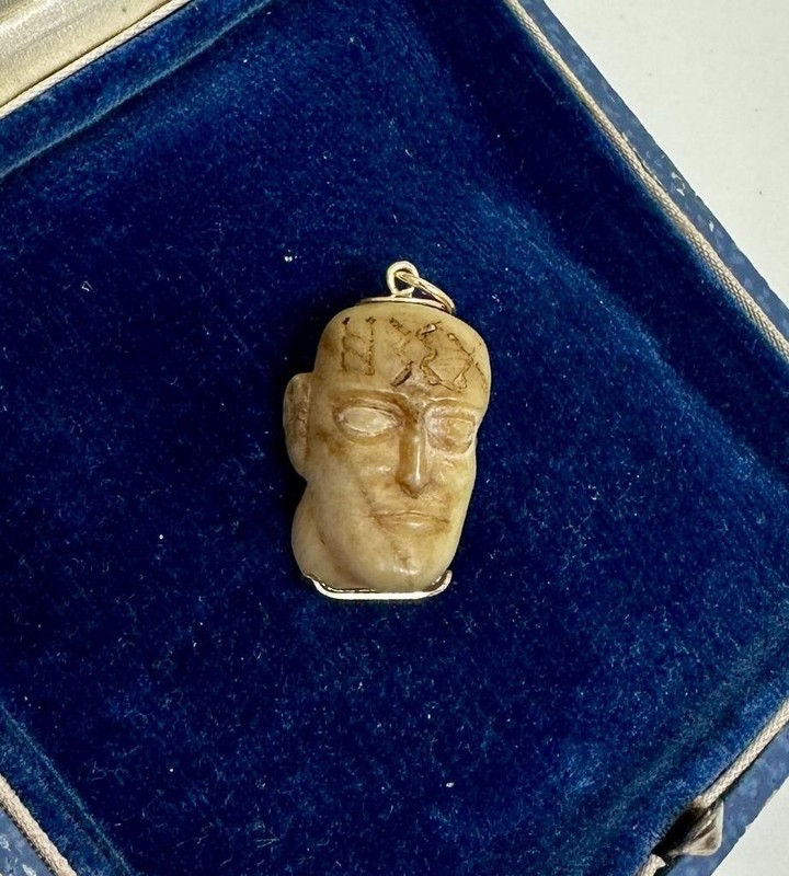 Ancient Bactrian Idol Head Stone Amulet Pendant in 14K Gold, Circa 2000 BC