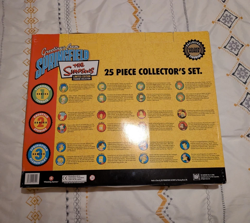 The Simpsons 25-teiliges Sammlerset - inklusive exklusiver Golden Homer Figur - Bild 2 von 3