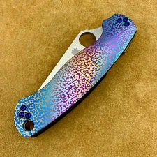 Spyderco Paramilitary 2 C81GP2 w/Custom Rainbow Trout ptrn Titanium Knife Skins