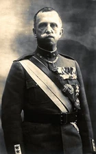 Vittorio Emanuele III Vintage Postcard