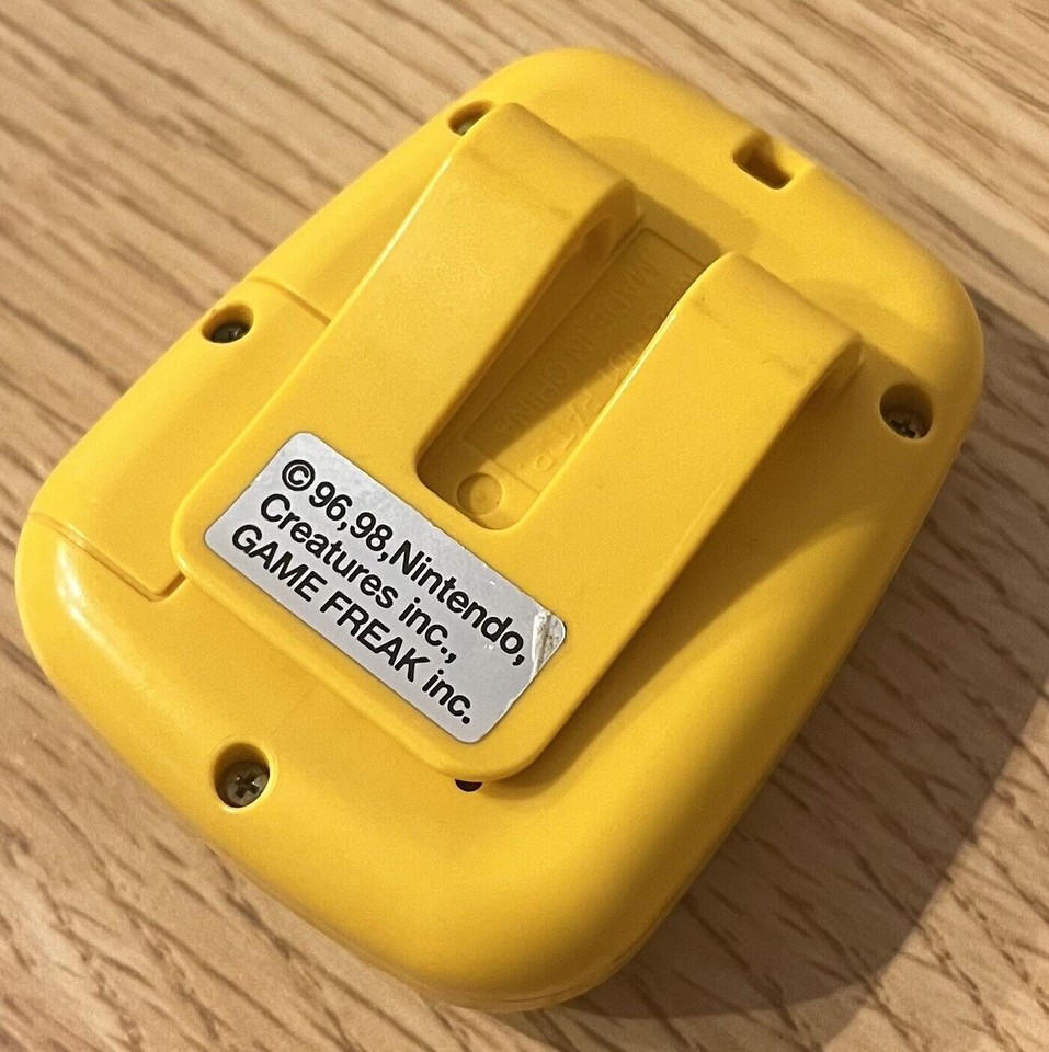 Nintendo Pocket Pikachu Portable Mini Game Pokémon Pedometer Japan 1998