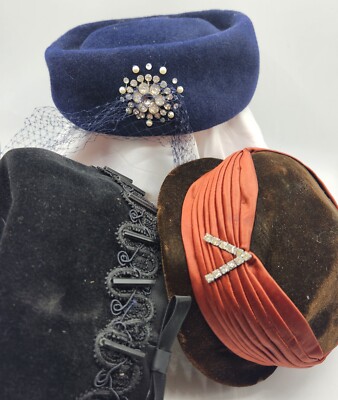 Vintage Peach bloom Velour Pillbox Hat Vintage Merrimac Black Velour Peachbloom Pillbox Hat USA  main image 2