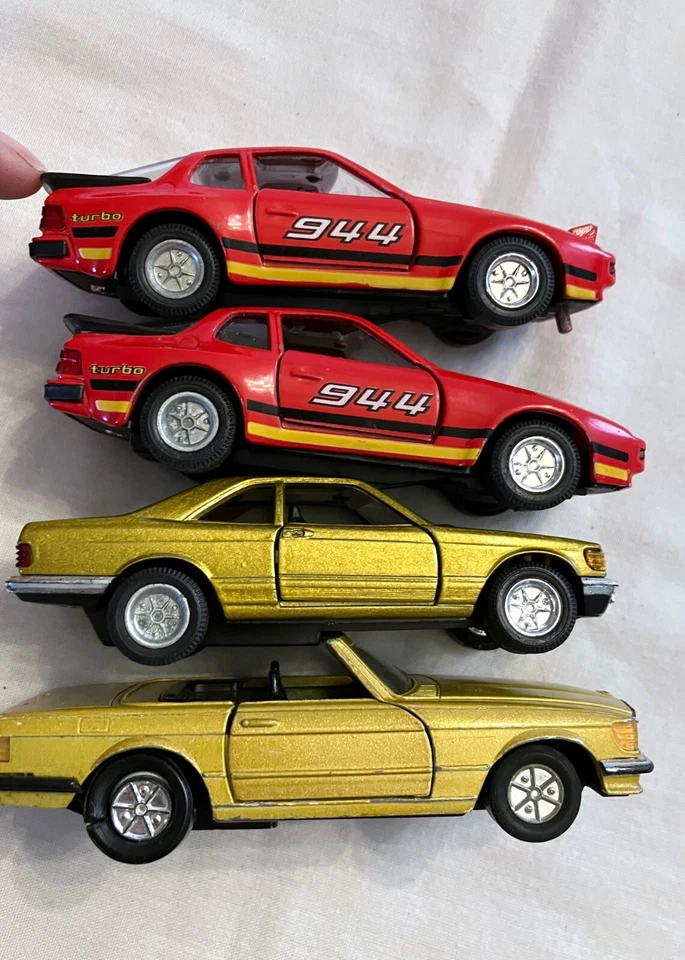 Yatming 1/64 Lot Pair Red 944 Turbo Racers Pair of Gold Mercedes Benz Cars - Image 2 of 4