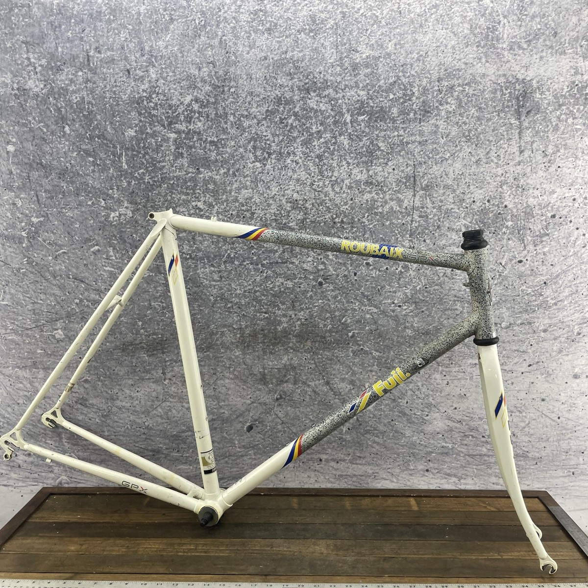Vintage Fuji Roubaix GPX Road Frame 59 cm CRMO Steel Splatter 700c