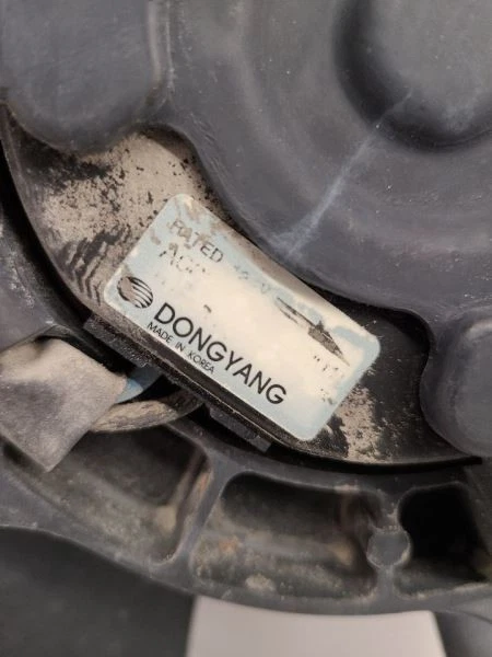 2006-2011 CHEVROLET HHR Radiator Fan Motor Fan Assembly 25784660 - Image 2 of 4